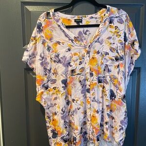 Flower pattern V-neck button down shirt - Torrid 3